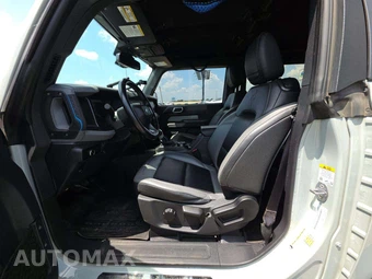 2023 Ford Bronco Black Diamond Advanced - miniatura 6