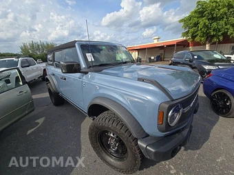 2023 Ford Bronco Black Diamond Advanced - miniatura 3