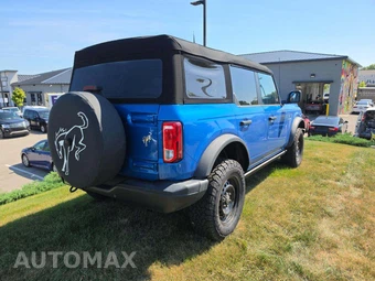 2023 Ford Bronco Black Diamond Advanced - miniatura 3