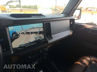 2023 Ford Bronco Outer Banks - miniatura 10
