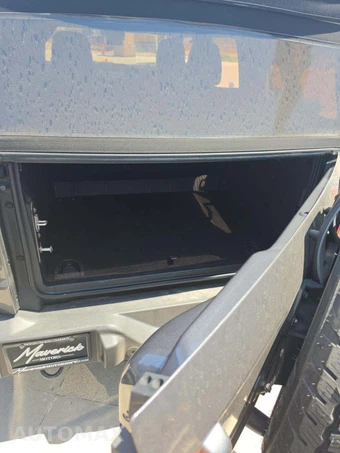 2023 Ford Bronco Outer Banks - miniatura 14