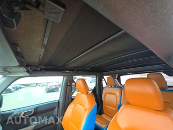 2023 Ford Bronco Outer Banks - miniatura 8