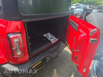 2023 Ford Bronco Outer Banks - miniatura 14