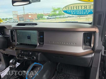 2023 Ford Bronco Outer Banks - miniatura 19