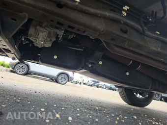 2023 Ford Bronco Outer Banks - miniatura 7