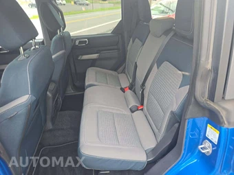 2023 Ford Bronco Outer Banks - miniatura 10