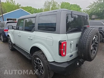 2023 Ford Bronco Outer Banks - miniatura 6