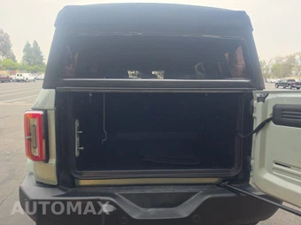 2023 Ford Bronco Outer Banks - miniatura 11