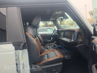 2023 Ford Bronco Outer Banks - miniatura 20