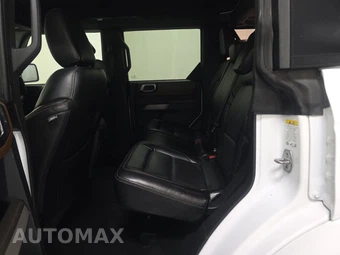 2023 Ford Bronco Outer Banks - miniatura 13