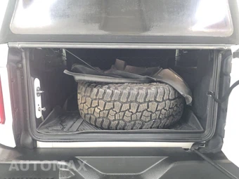 2023 Ford Bronco Outer Banks - miniatura 16