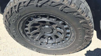 2023 Ford Bronco Outer Banks - miniatura 25