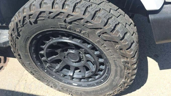 2023 Ford Bronco Outer Banks - miniatura 29