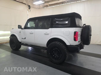 2023 Ford Bronco Outer Banks - miniatura 6