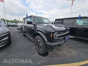 2023 Ford Bronco Outer Banks - miniatura 4
