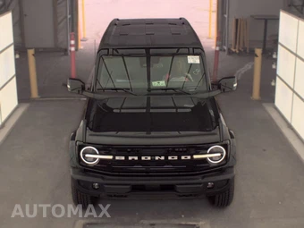 2023 Ford Bronco Outer Banks - miniatura 2