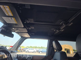 2023 Ford Bronco Outer Banks - miniatura 24