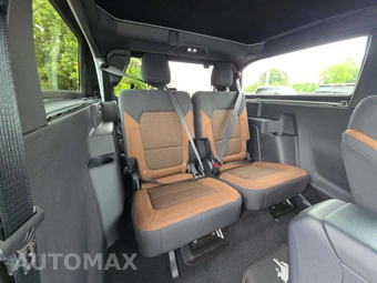 2023 Ford Bronco Outer Banks Advanced - miniatura 13