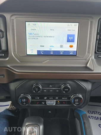 2023 Ford Bronco Outer Banks Advanced - miniatura 7