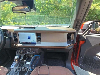 2023 Ford Bronco Outer Banks Advanced - miniatura 19