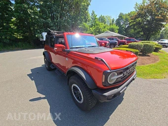 2023 Ford Bronco Outer Banks Advanced - miniatura 4