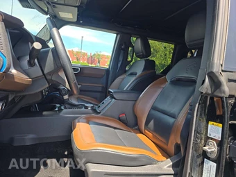 2023 Ford Bronco Outer Banks Advanced - miniatura 6