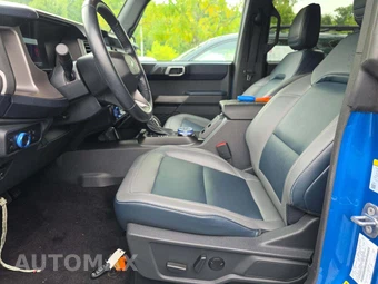 2023 Ford Bronco Outer Banks Advanced - miniatura 3