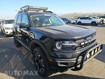 2023 Ford Bronco Sport Outer Banks - miniatura 3