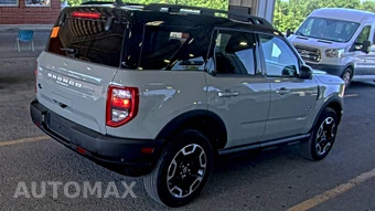 2023 Ford Bronco Sport Outer Banks - miniatura 4