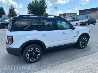 2023 Ford Bronco Sport Outer Banks - miniatura 3