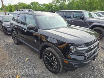 2023 Ford Bronco Sport Outer Banks - miniatura 3