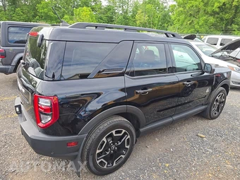 2023 Ford Bronco Sport Outer Banks - miniatura 4