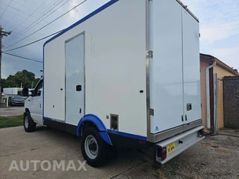 2023 Ford E-350 Cutaway - miniatura 2