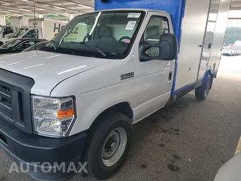 2023 Ford E-350 Cutaway - samochód z USA z aukcji Manheim, oferta Kup Teraz w AUTOMAX