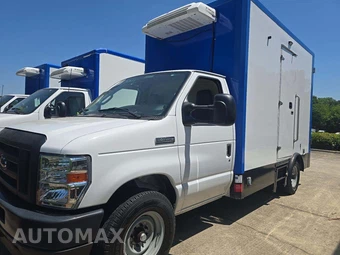 2023 Ford E-350 Cutaway