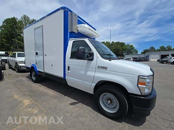 2023 Ford E-350 Cutaway - miniatura 4