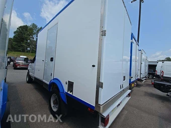 2023 Ford E-350 Cutaway - miniatura 2