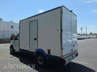 2023 Ford E-350 Cutaway - miniatura 2