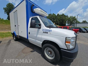 2023 Ford E-350 Cutaway - miniatura 4