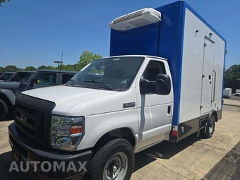 2023 Ford E-350 Cutaway