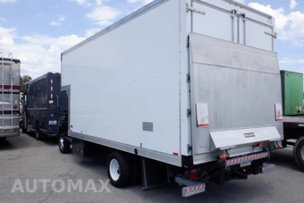 2023 Ford E-450 Cutaway DRW 176.0" WB - miniatura 4