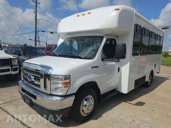 2023 Ford E-450 Cutaway DRW