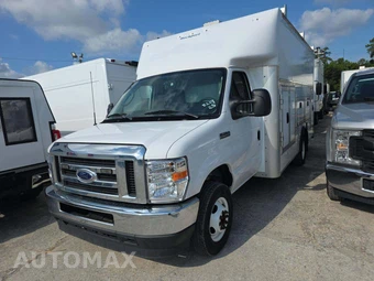 2023 Ford E-450 Cutaway DRW