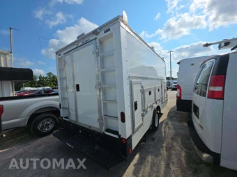 2023 Ford E-450 Cutaway DRW - miniatura 3