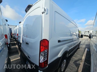 2023 Ford E-Transit Cargo Van Medium Roof 148.0" WB - miniatura 4
