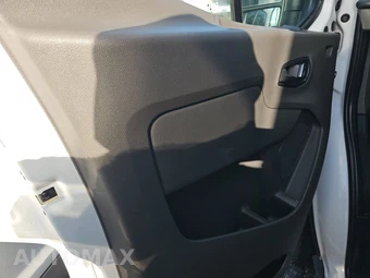 2023 Ford E-Transit Cargo Van Medium Roof 148.0" WB - miniatura 9
