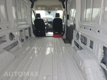 2023 Ford E-Transit Cargo Van Medium Roof 148.0" WB - miniatura 15