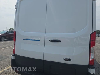 2023 Ford E-Transit Cargo Van Medium Roof 148.0" WB - miniatura 5