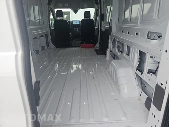 2023 Ford E-Transit Cargo Van Medium Roof 148.0" WB - miniatura 15