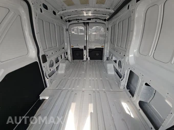2023 Ford E-Transit Cargo Van Medium Roof 148.0" WB - miniatura 15